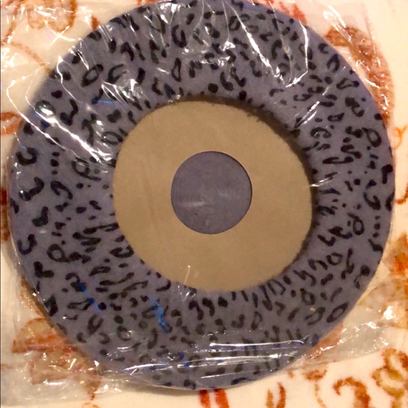 Brand New Leopard Print Beret Hat ❤️❤️🍁 - Picture 4 of 6